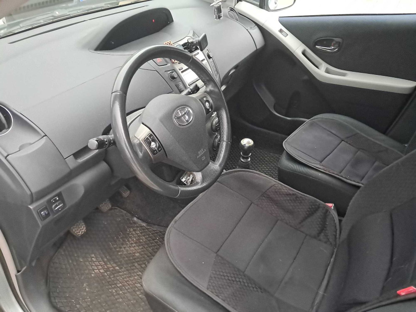 Toyota Yaris, 2009
