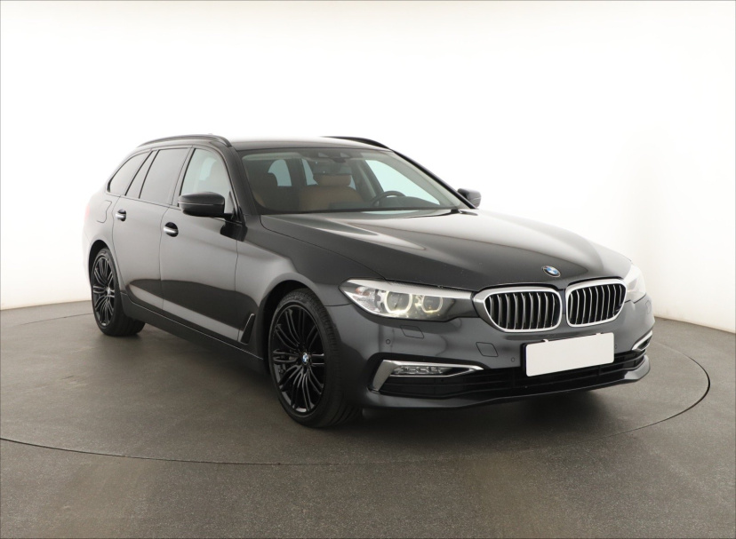 BMW 5, 2018