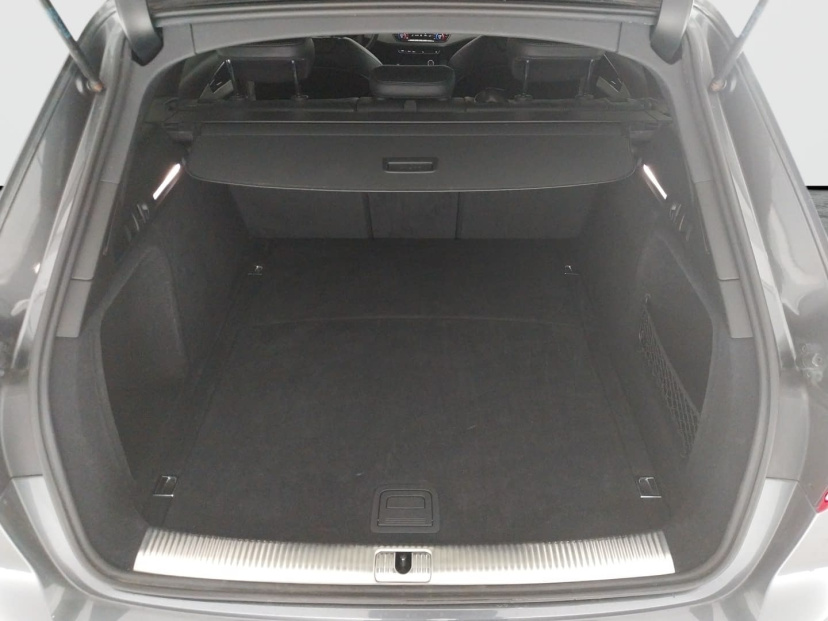 Audi A4, 2016