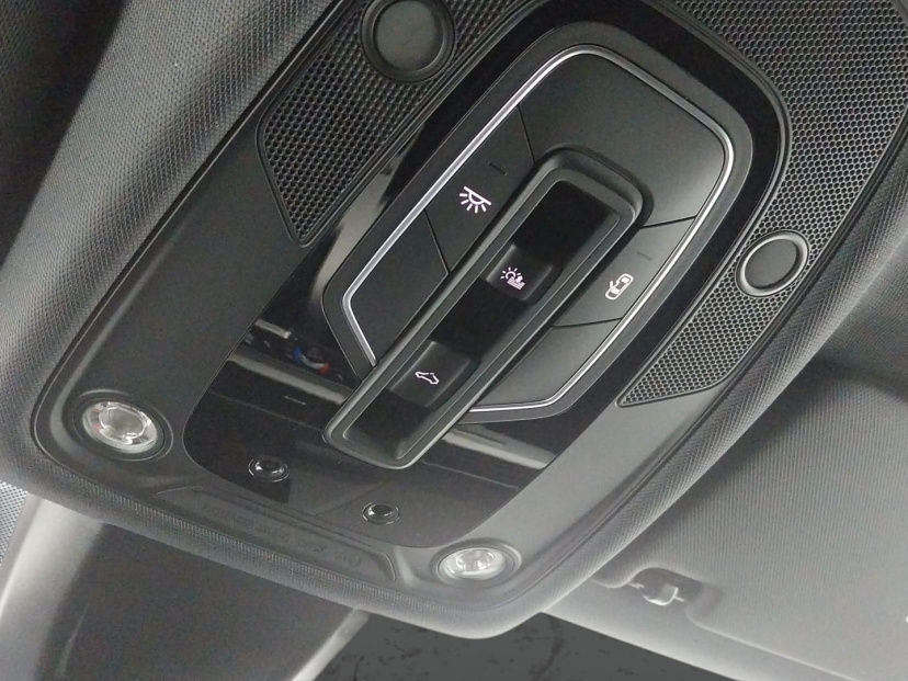 Audi A4, 2016
