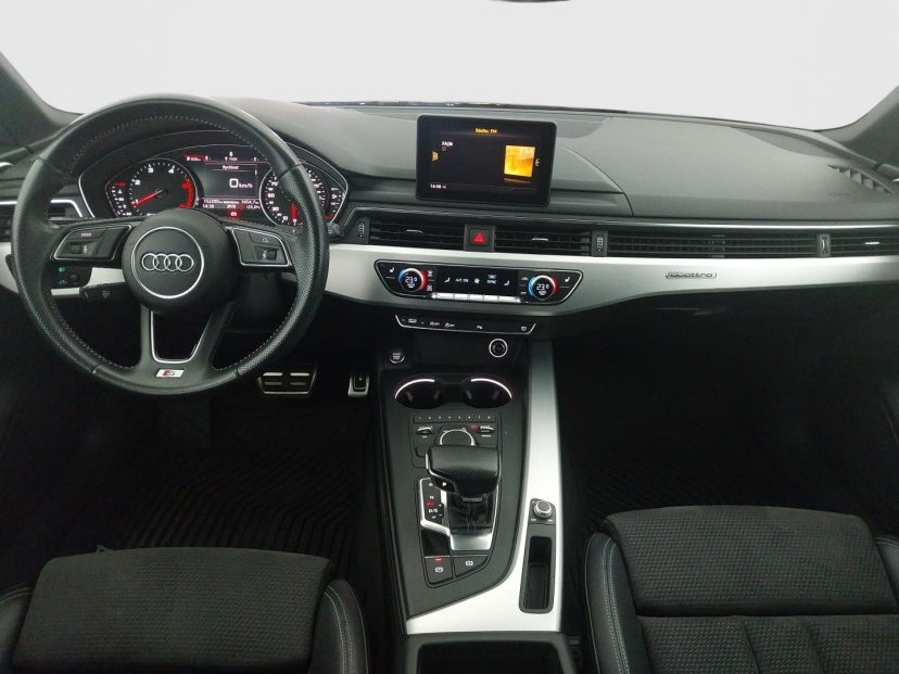 Audi A4, 2016