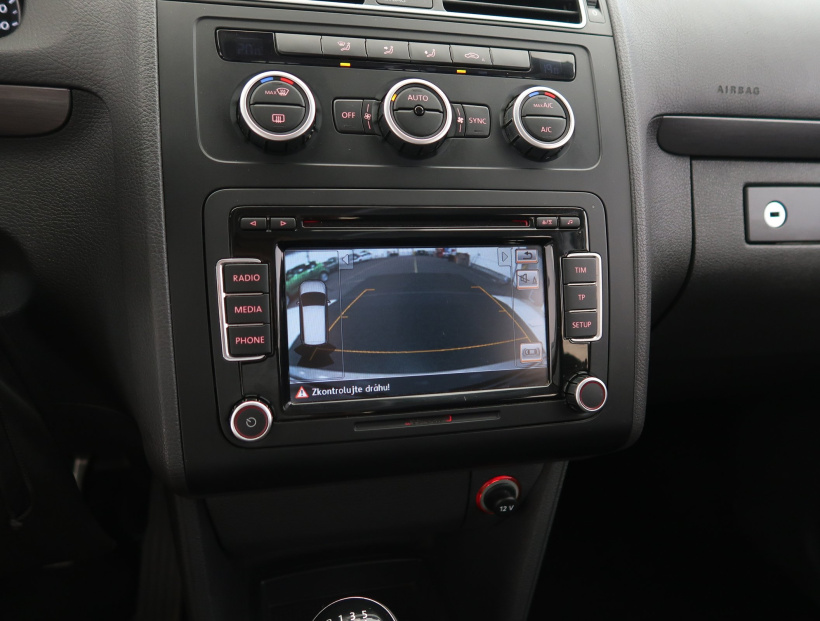 Volkswagen Touran, 2013