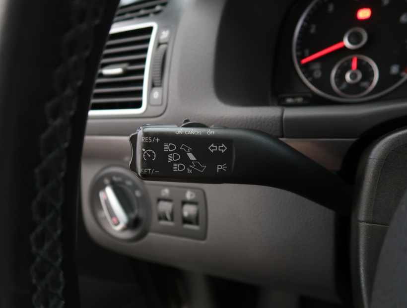 Volkswagen Touran, 2013