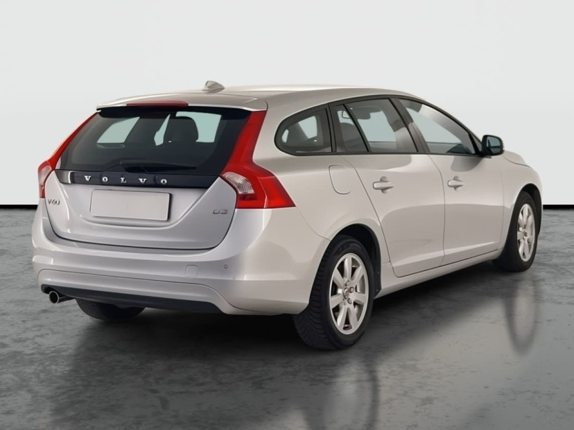 Volvo V60, 2015