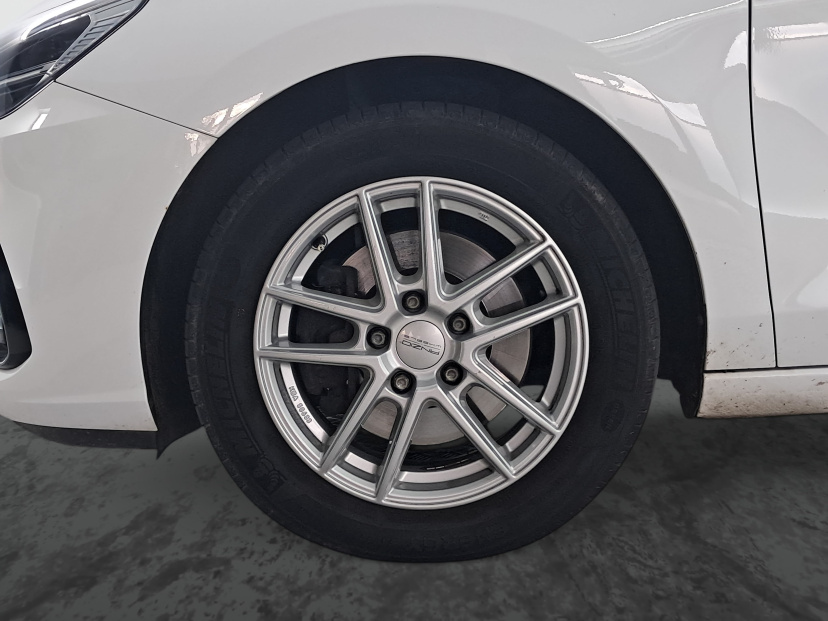Hyundai i30, 2021