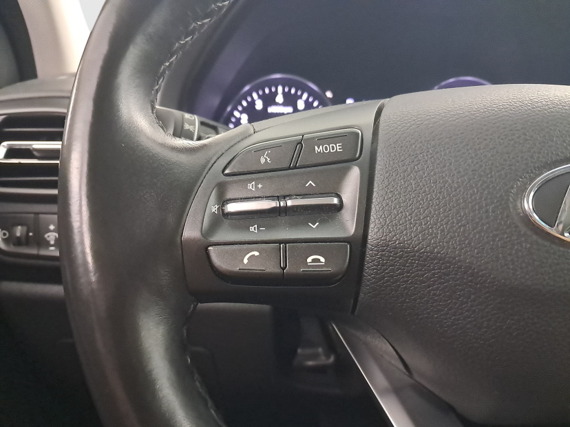 Hyundai i30, 2021
