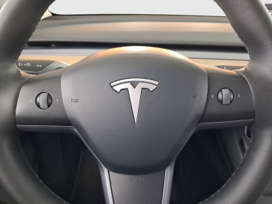 Tesla Model Y - 2021