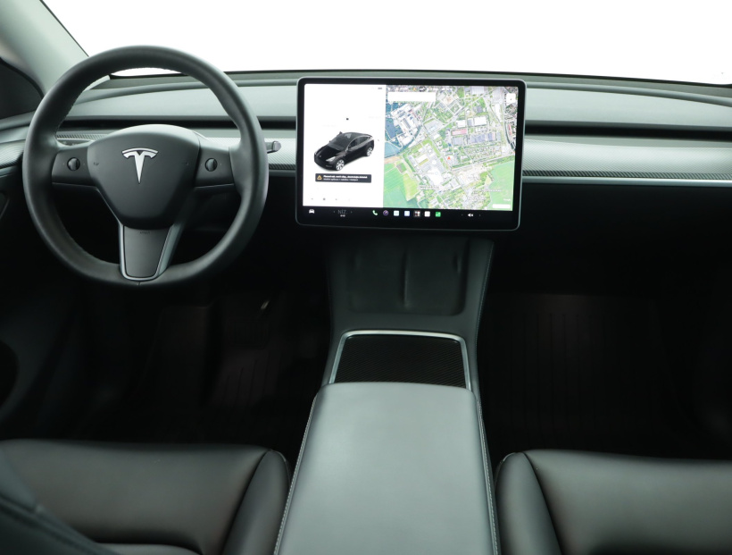 Tesla Model Y, 2021