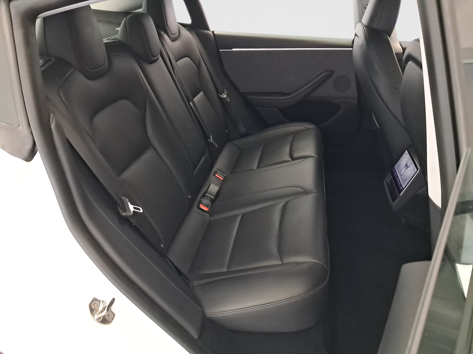 Tesla Model 3 - 2023