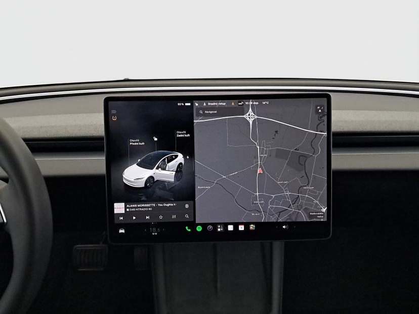 Tesla Model 3, 2023