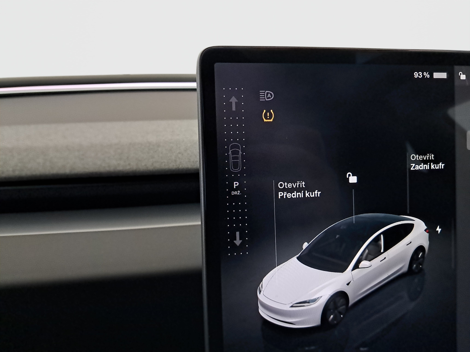 Tesla Model 3 Standard Range Plus – fotografie 19