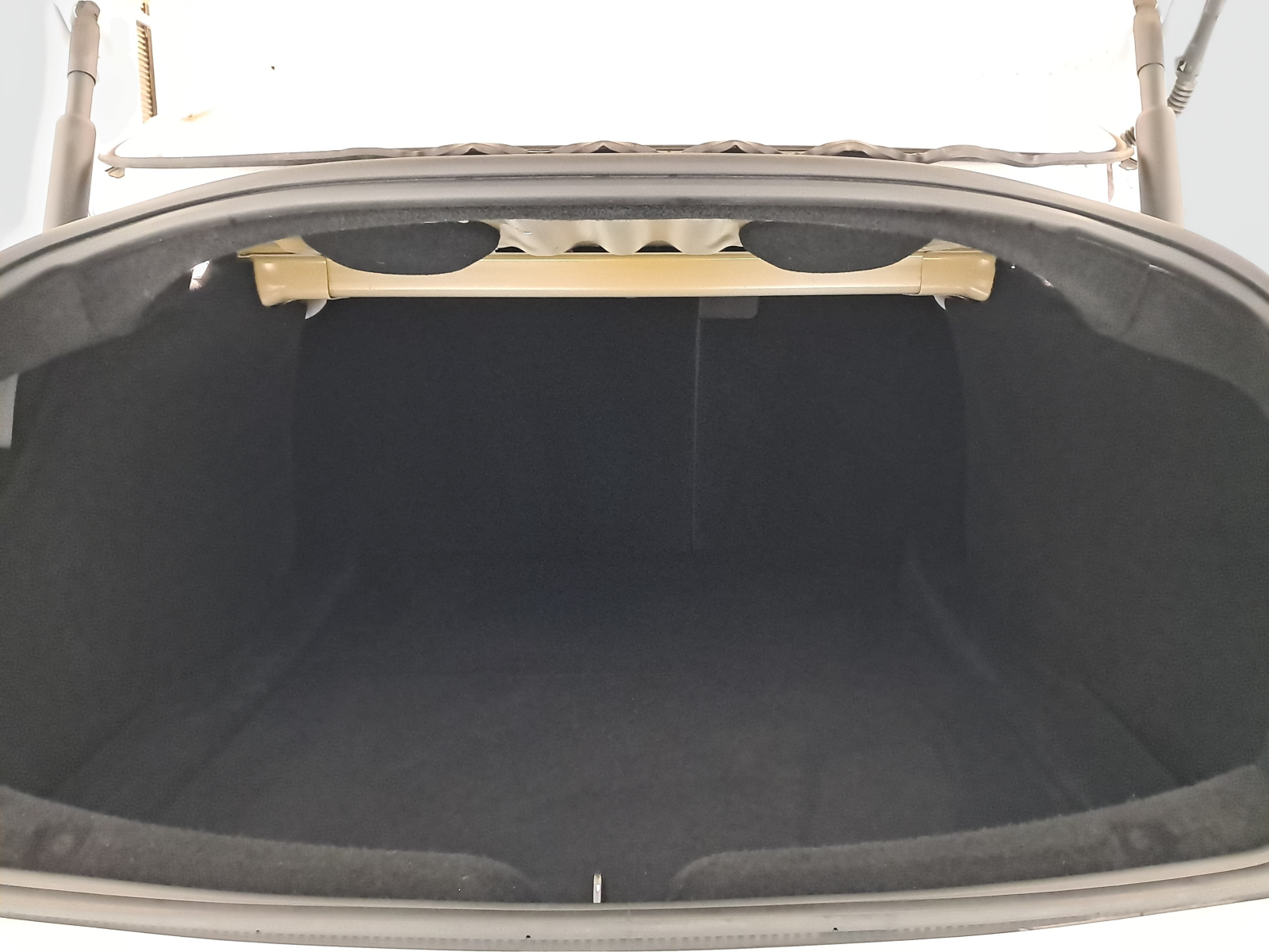 Tesla Model 3 - 2023