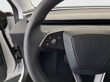 Tesla Model 3 - 2023