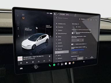 Tesla Model 3 - 2023