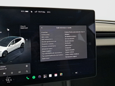 Tesla Model 3 - 2023