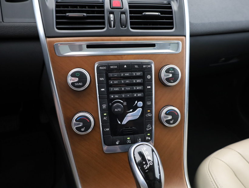 Volvo XC60, 2016