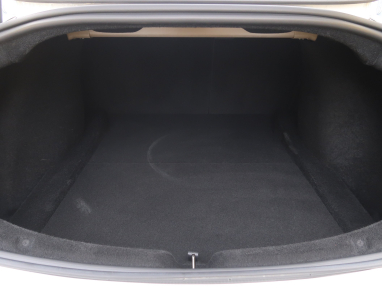 Tesla Model 3 - 2023