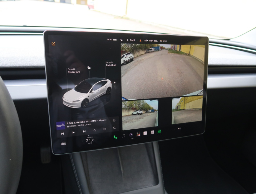 Tesla Model 3, 2023