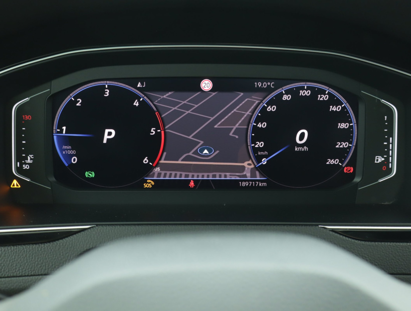 Volkswagen Passat, 2020