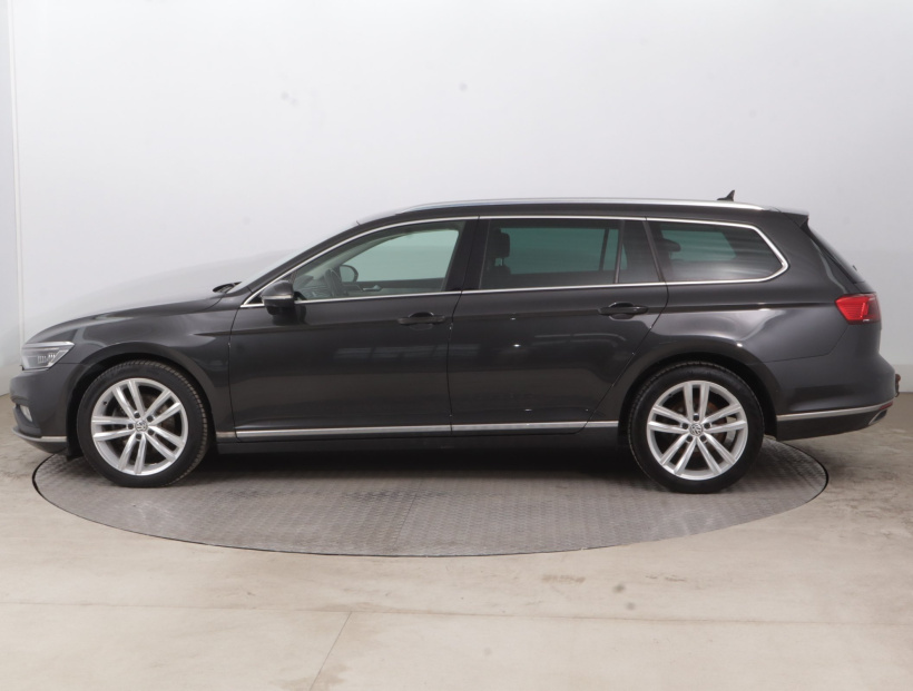 Volkswagen Passat, 2020