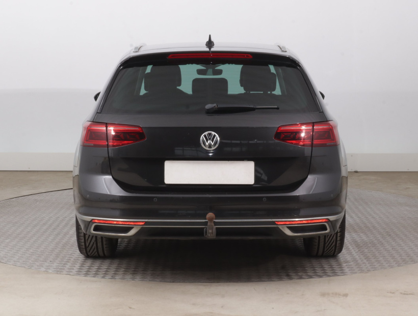 Volkswagen Passat, 2020
