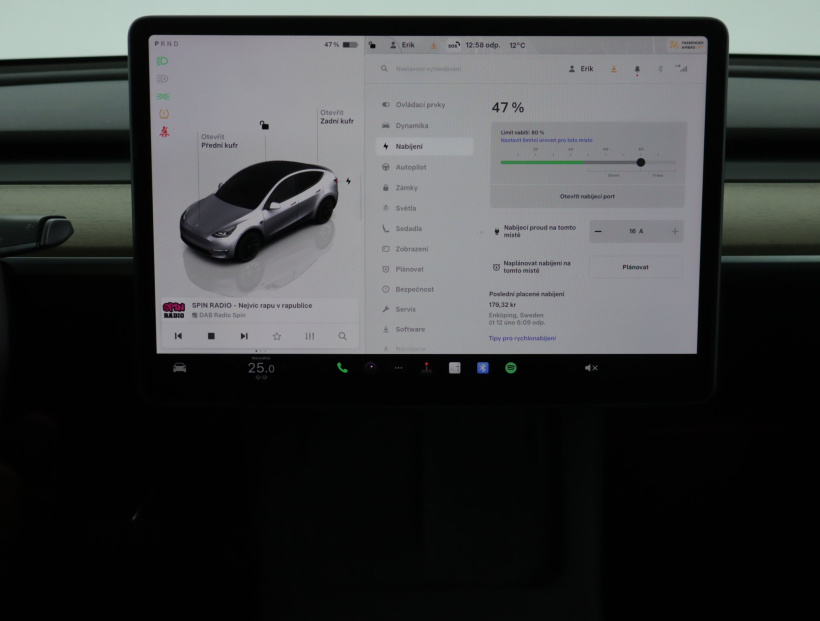 Tesla Model Y, 2022