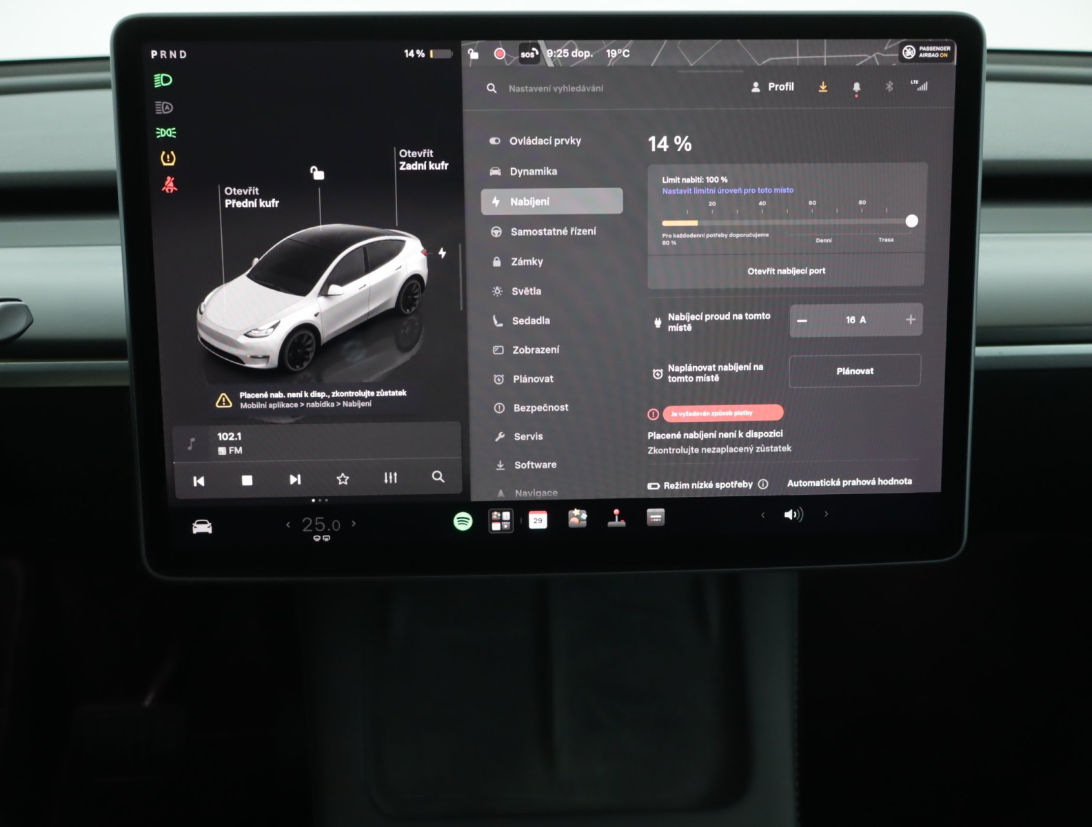 Tesla Model Y Long Range AWD – fotografie 17