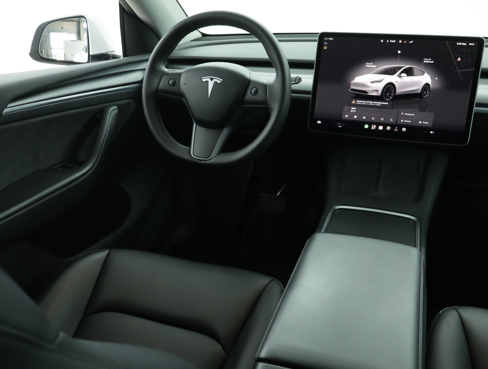 Tesla Model Y Long Range AWD – fotografie 9