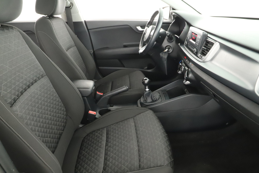 Kia Rio, 2021