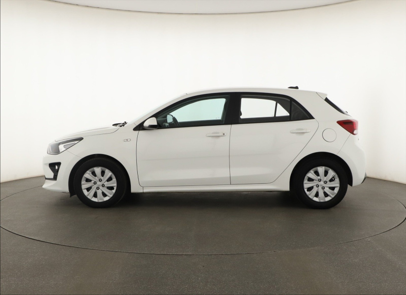 Kia Rio, 2021