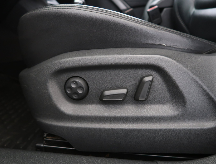 Volkswagen Tiguan, 2009