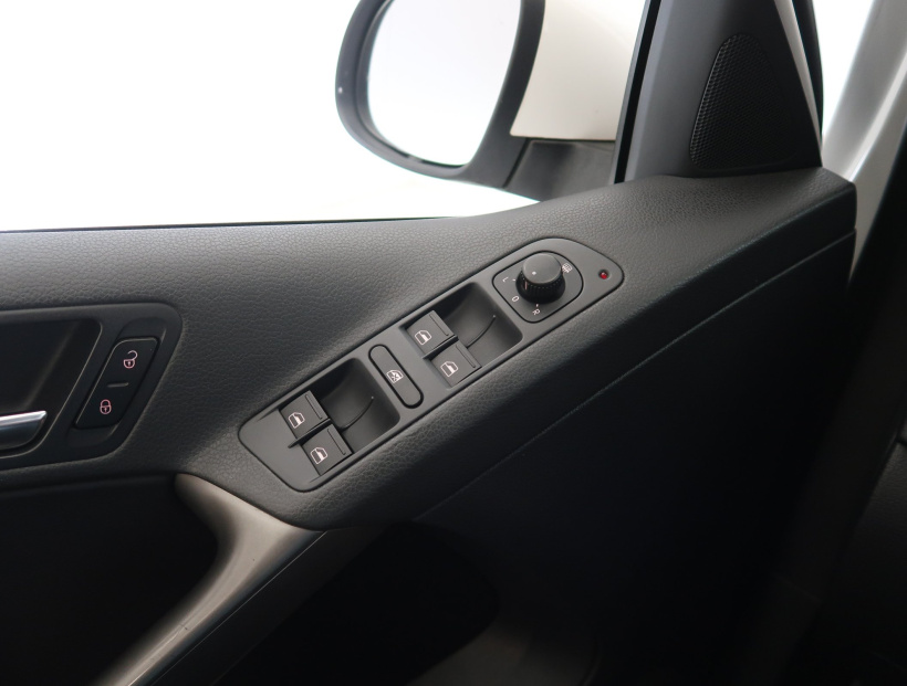Volkswagen Tiguan, 2009