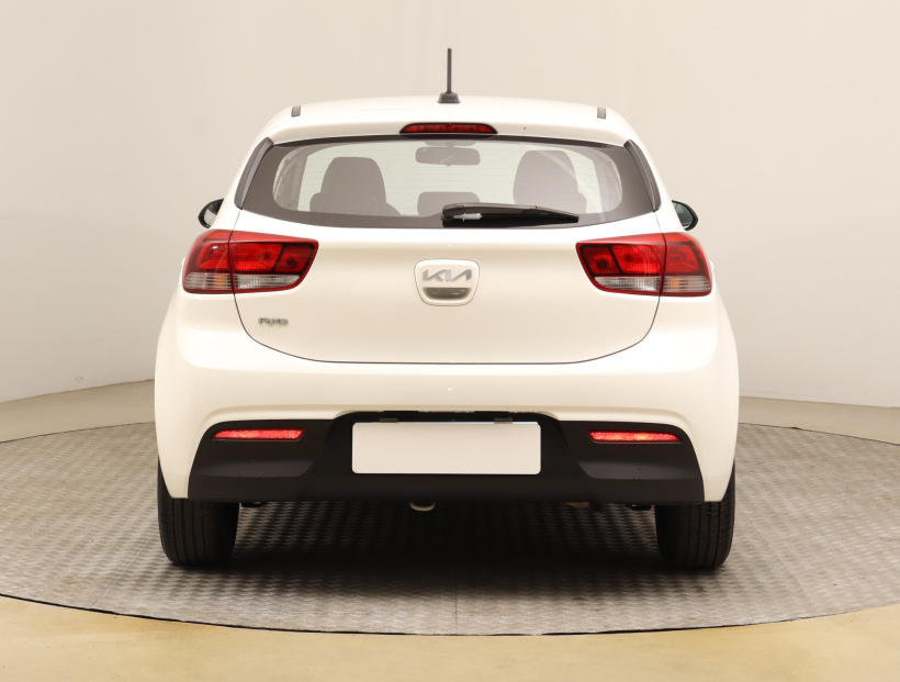 Kia Rio, 2023