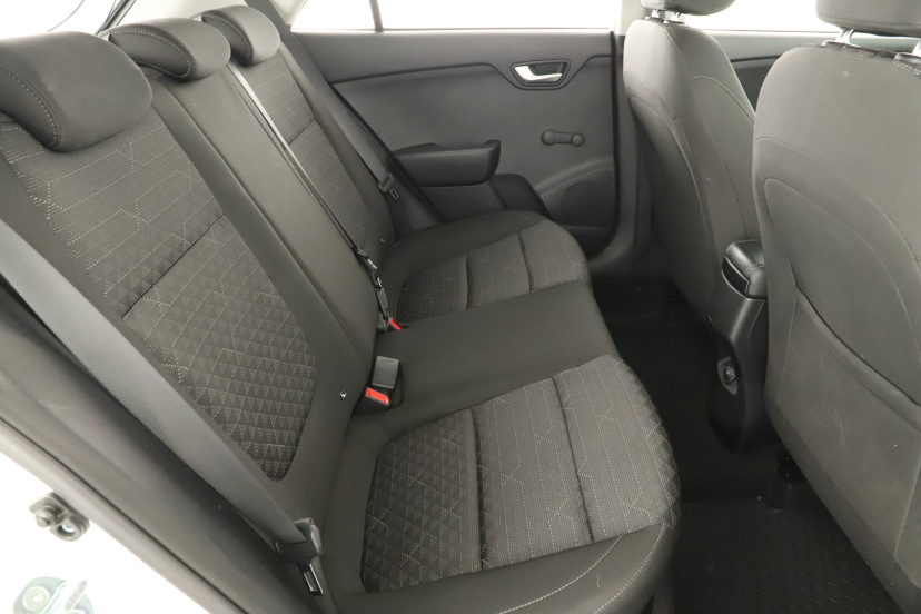 Kia Rio, 2021