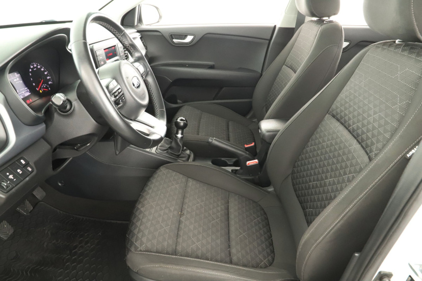 Kia Rio, 2021