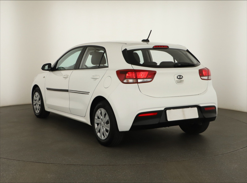 Kia Rio, 2021