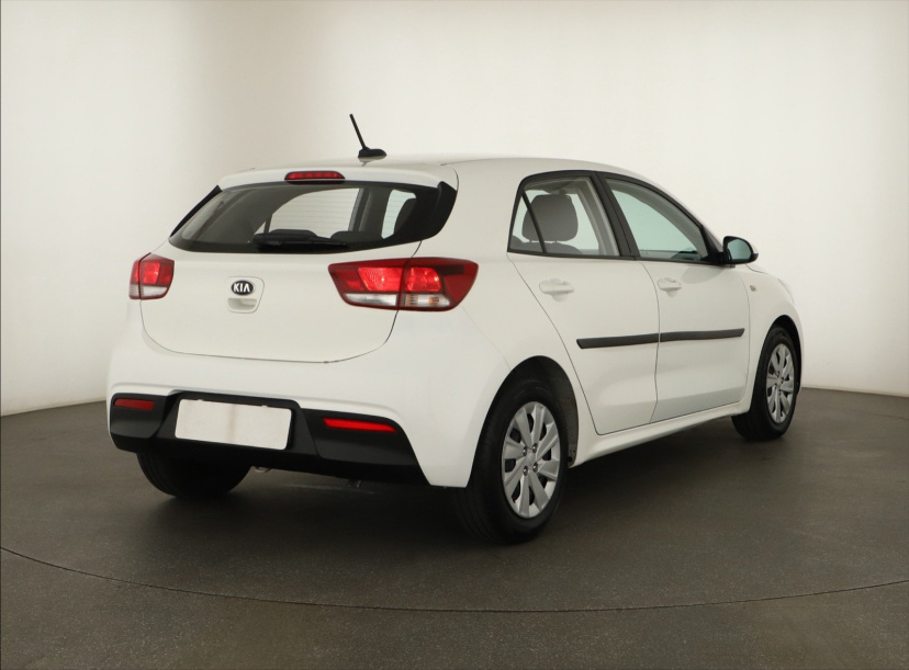 Kia Rio, 2021