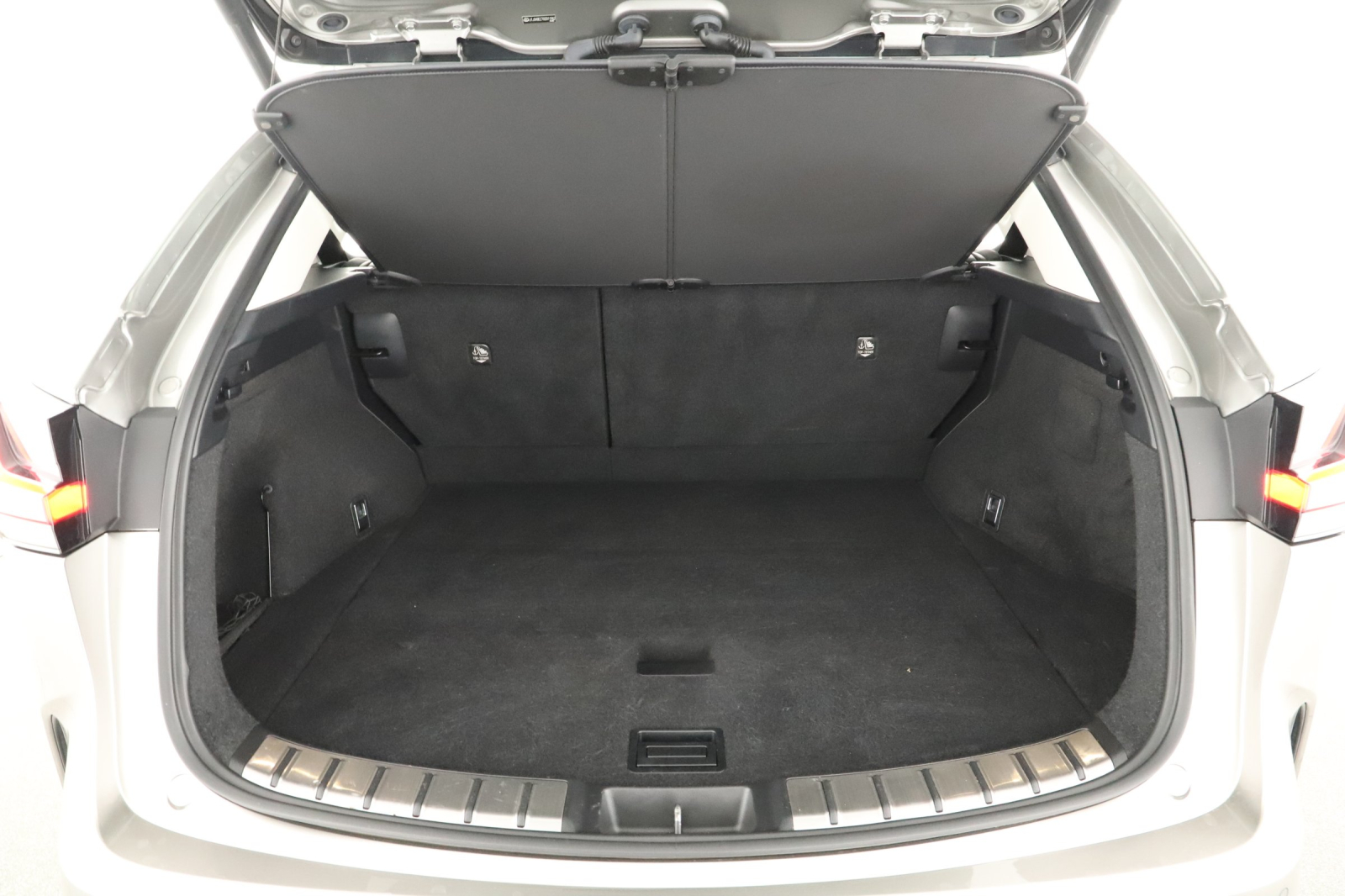 Lexus NX - 2023