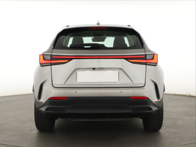 Lexus NX - 2023