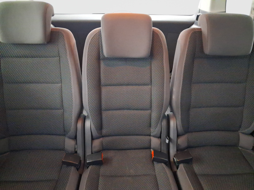 Volkswagen Touran, 2012