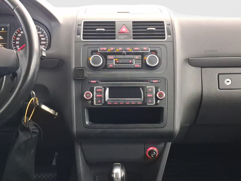 Volkswagen Touran, 2012