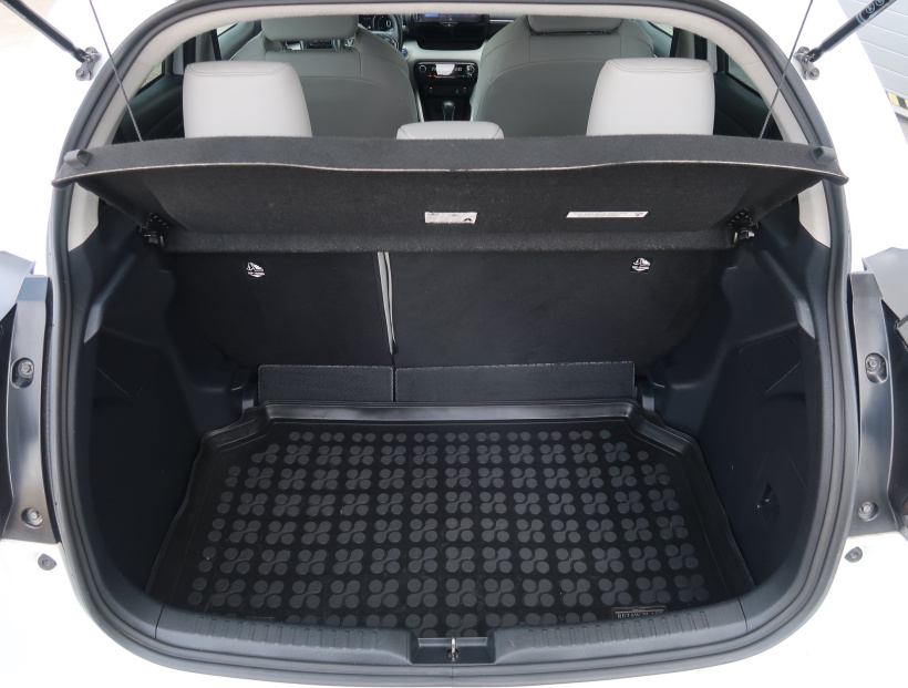 Toyota Yaris, 2022