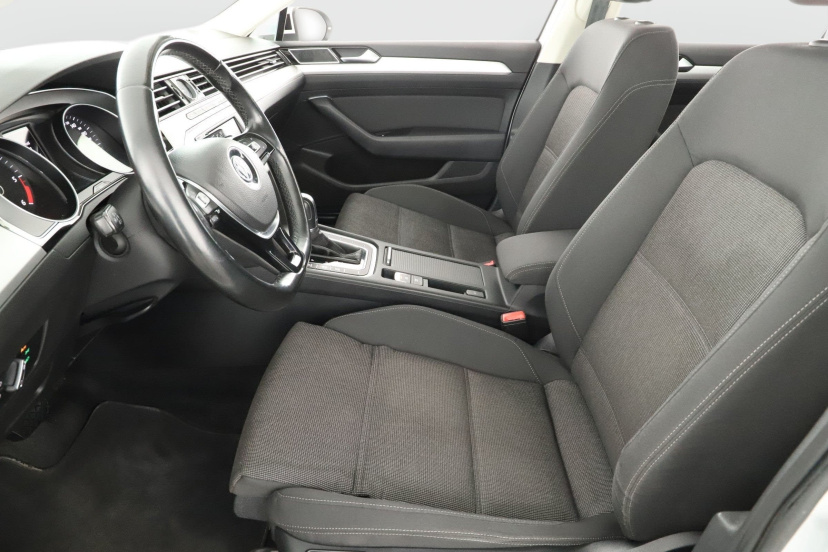 Volkswagen Passat, 2015