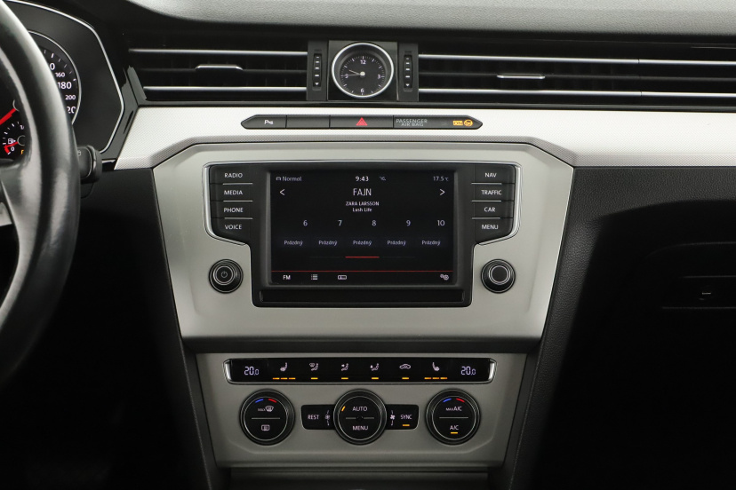 Volkswagen Passat, 2015