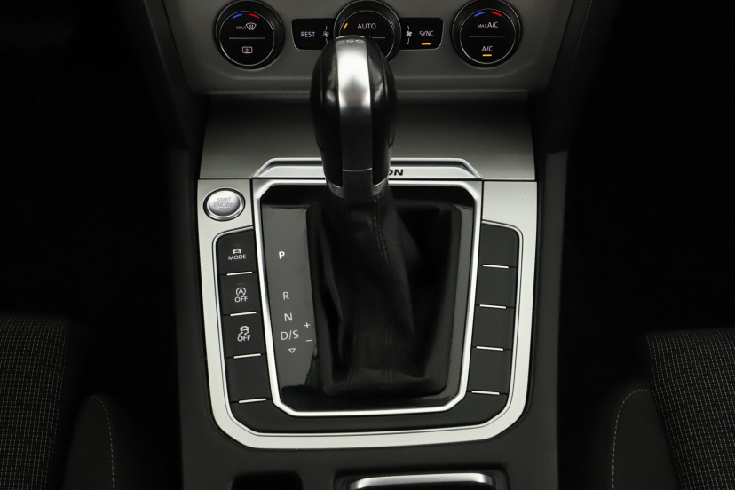 Volkswagen Passat, 2015