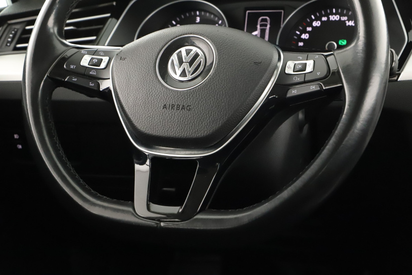 Volkswagen Passat, 2015