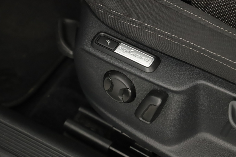 Volkswagen Passat, 2015