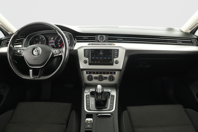 Volkswagen Passat, 2015