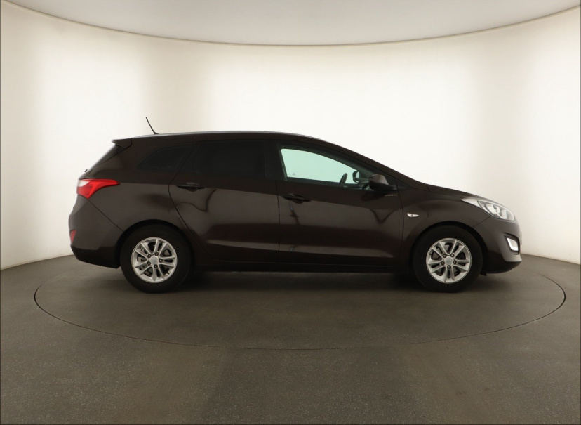 Hyundai i30, 2016