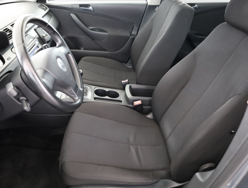 Volkswagen Passat, 2007